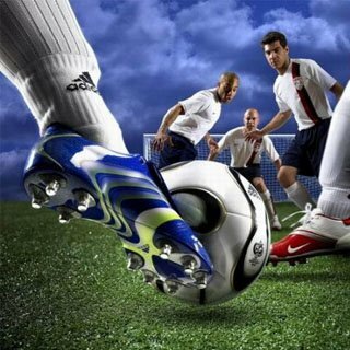 Двойной удар по мячу